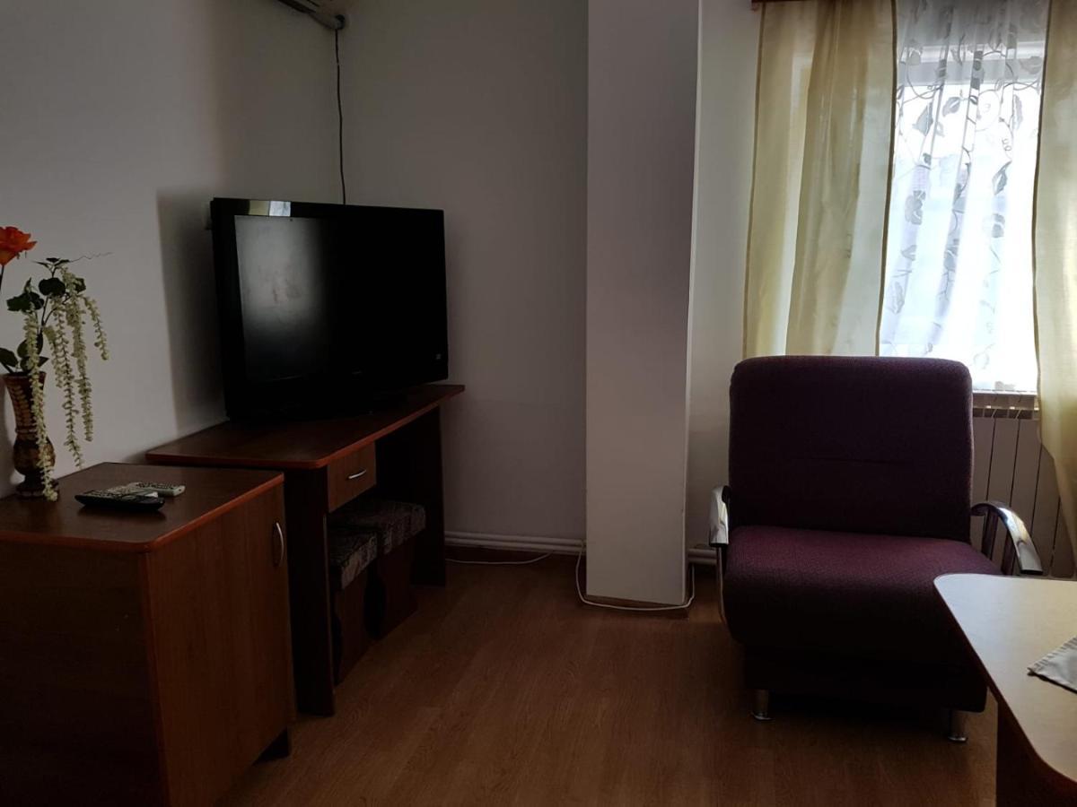 Pensiune Restaurant Arconi Năvodari Kültér fotó