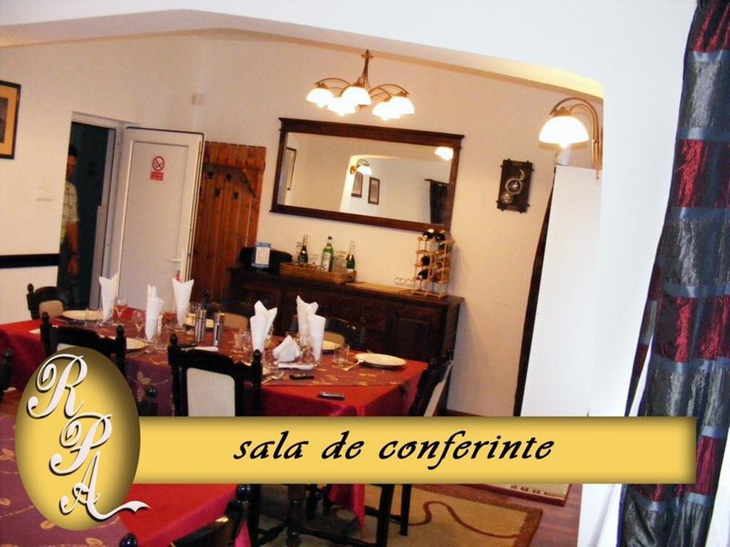 Pensiune Restaurant Arconi Năvodari Kültér fotó